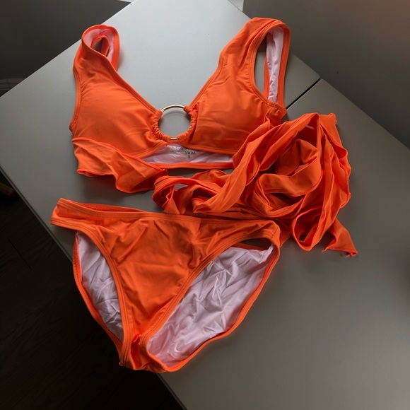 Wrap bikini - Picture 1 of 2